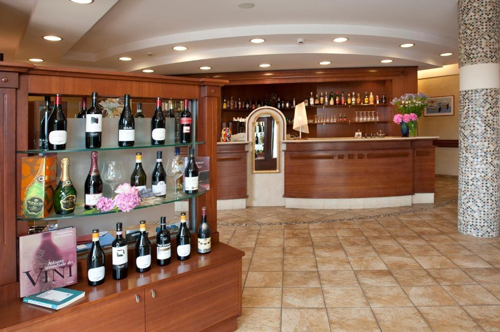 Wine Hotel Munin Canale Exterior photo